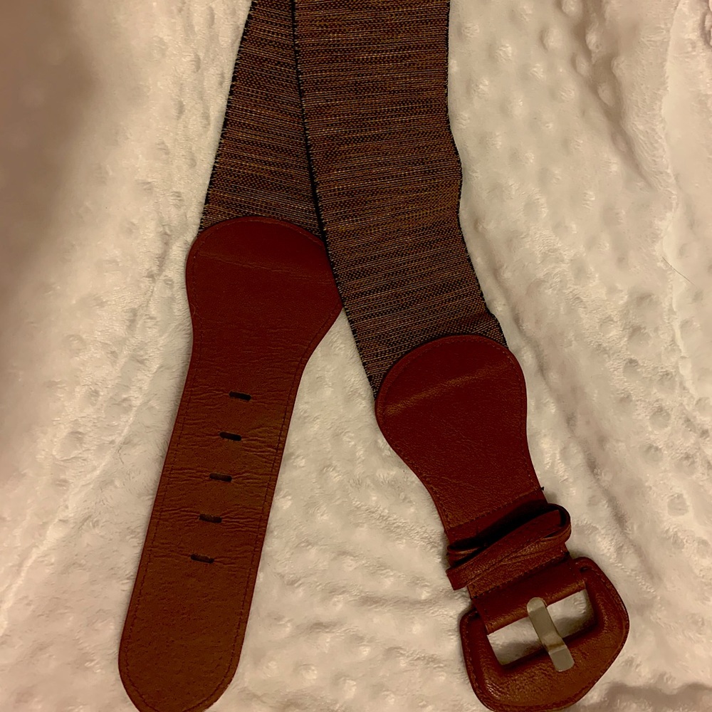 Stretchy belt